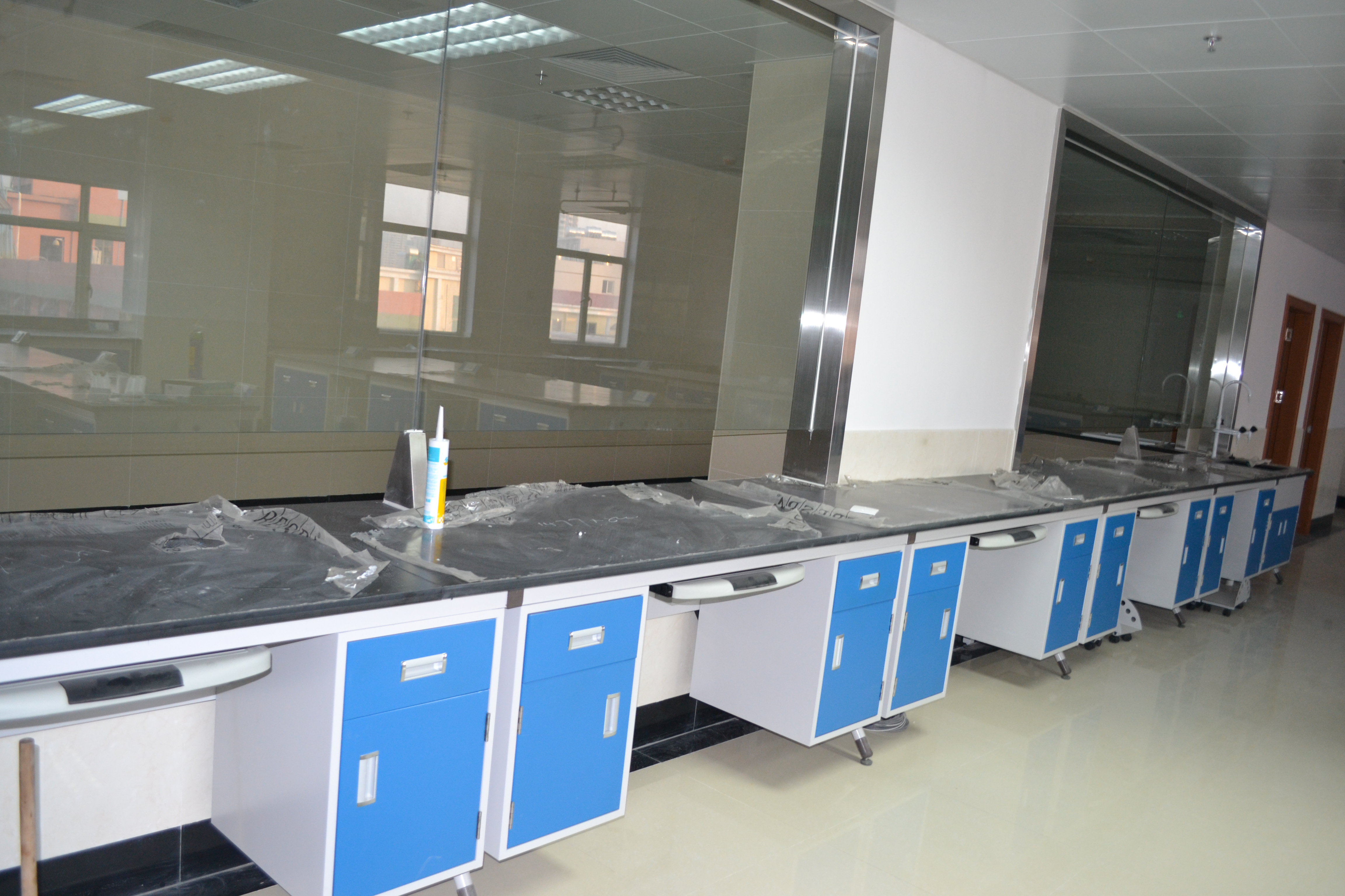 實(shí)驗(yàn)室